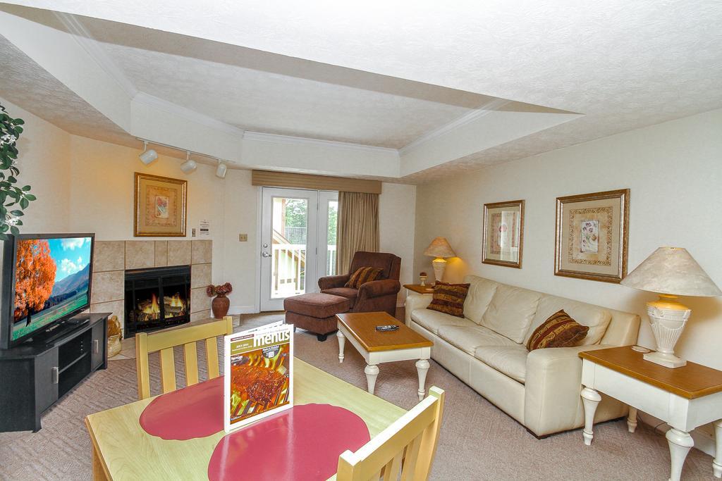 פיג'ן פורג' Golfview Vacation Rentals At Golfview Resort חדר תמונה