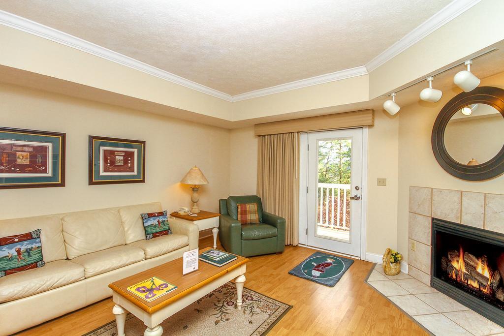 פיג'ן פורג' Golfview Vacation Rentals At Golfview Resort חדר תמונה