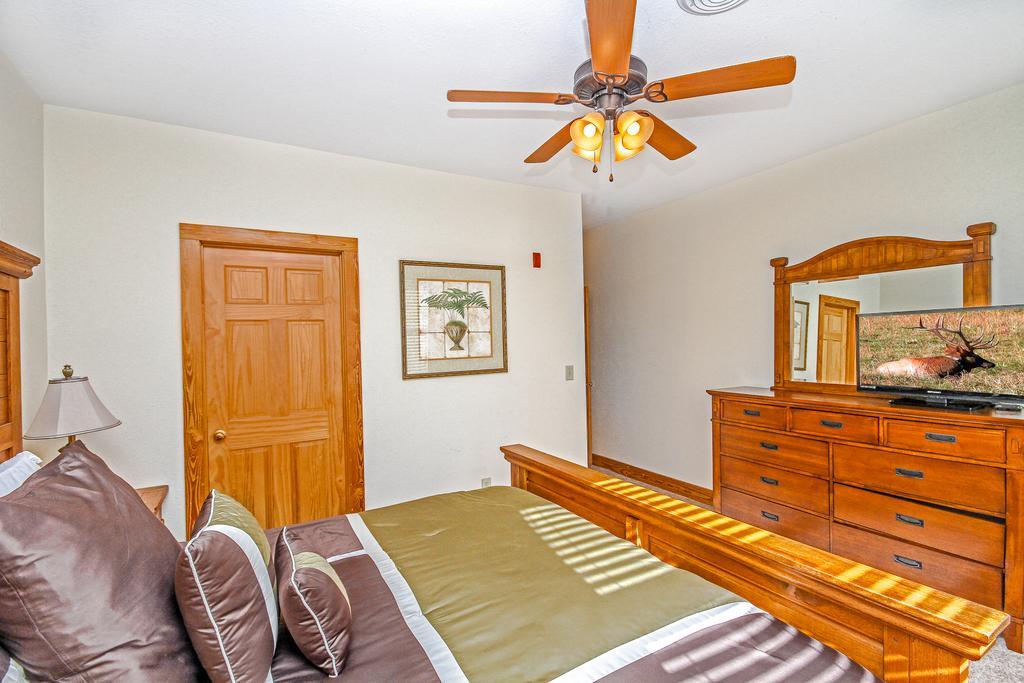 פיג'ן פורג' Golfview Vacation Rentals At Golfview Resort חדר תמונה
